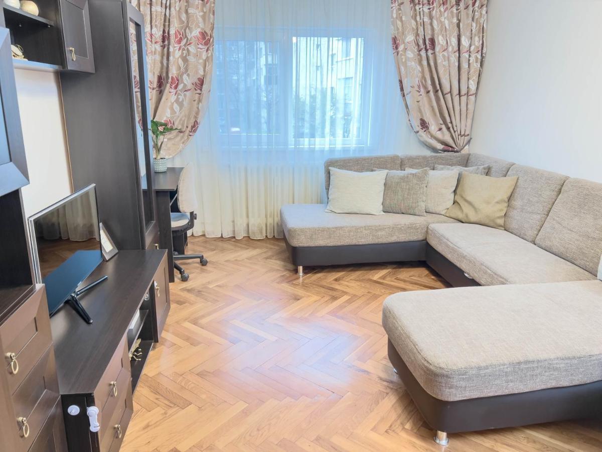 Oradea Comfort Corner Buitenkant foto